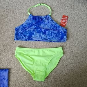Swimsuit ages 10 to 12